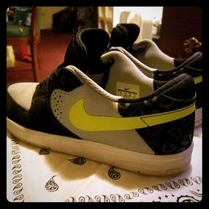 Nike air force 1s special Paul Rodriguez edition